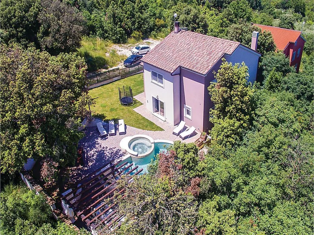 Cozy Home In Pula With Outdoor Swimming Pool クロアチア