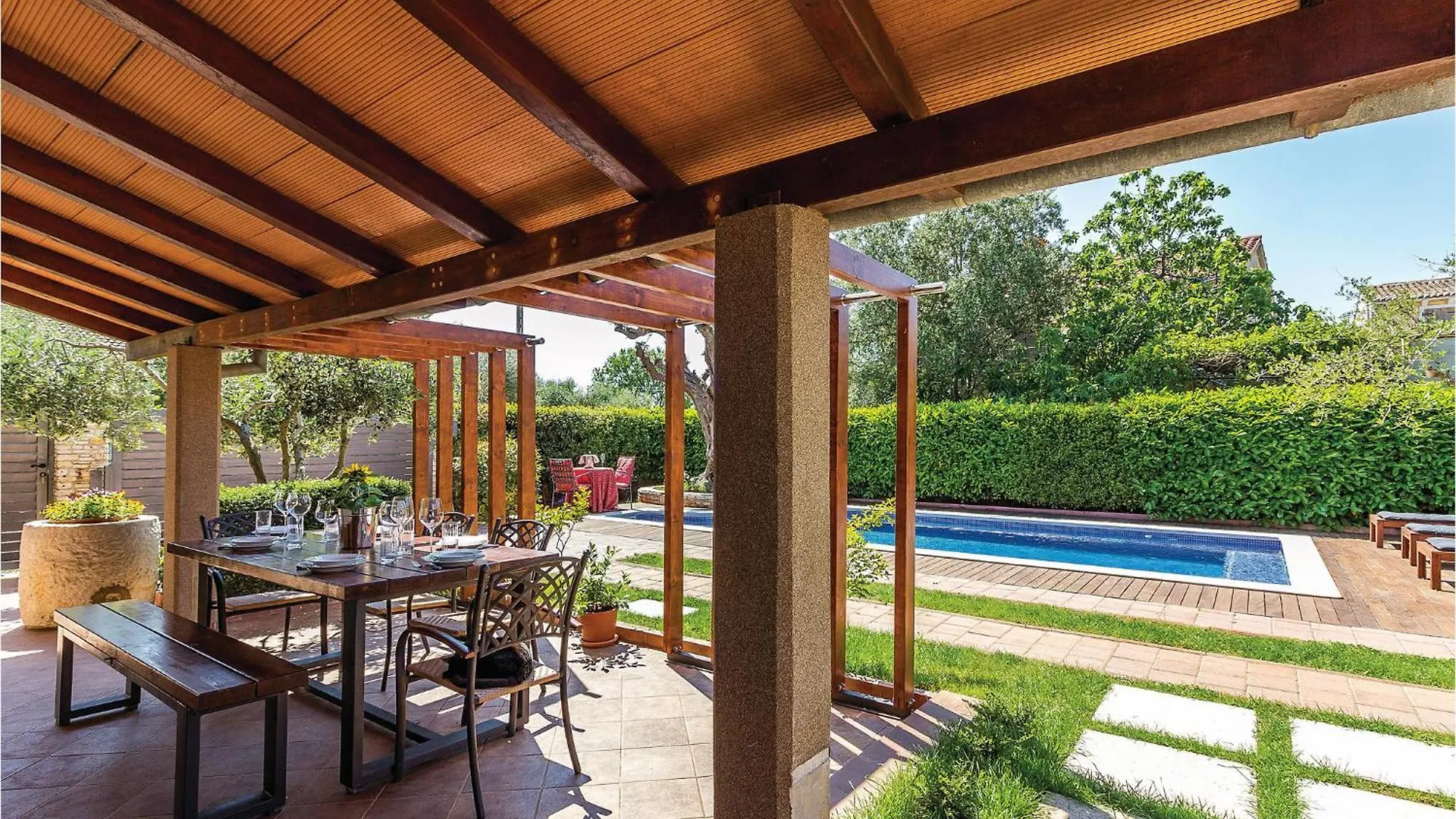 Cozy Home In Pula With Outdoor Swimming Pool Κροατία