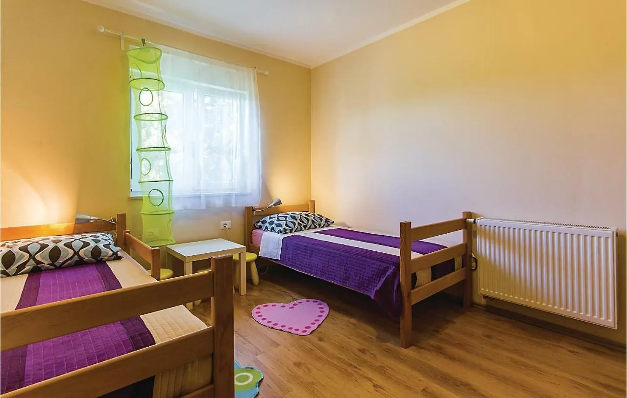 Cozy Home In Pula With Outdoor Swimming Pool 0*,  Κροατία